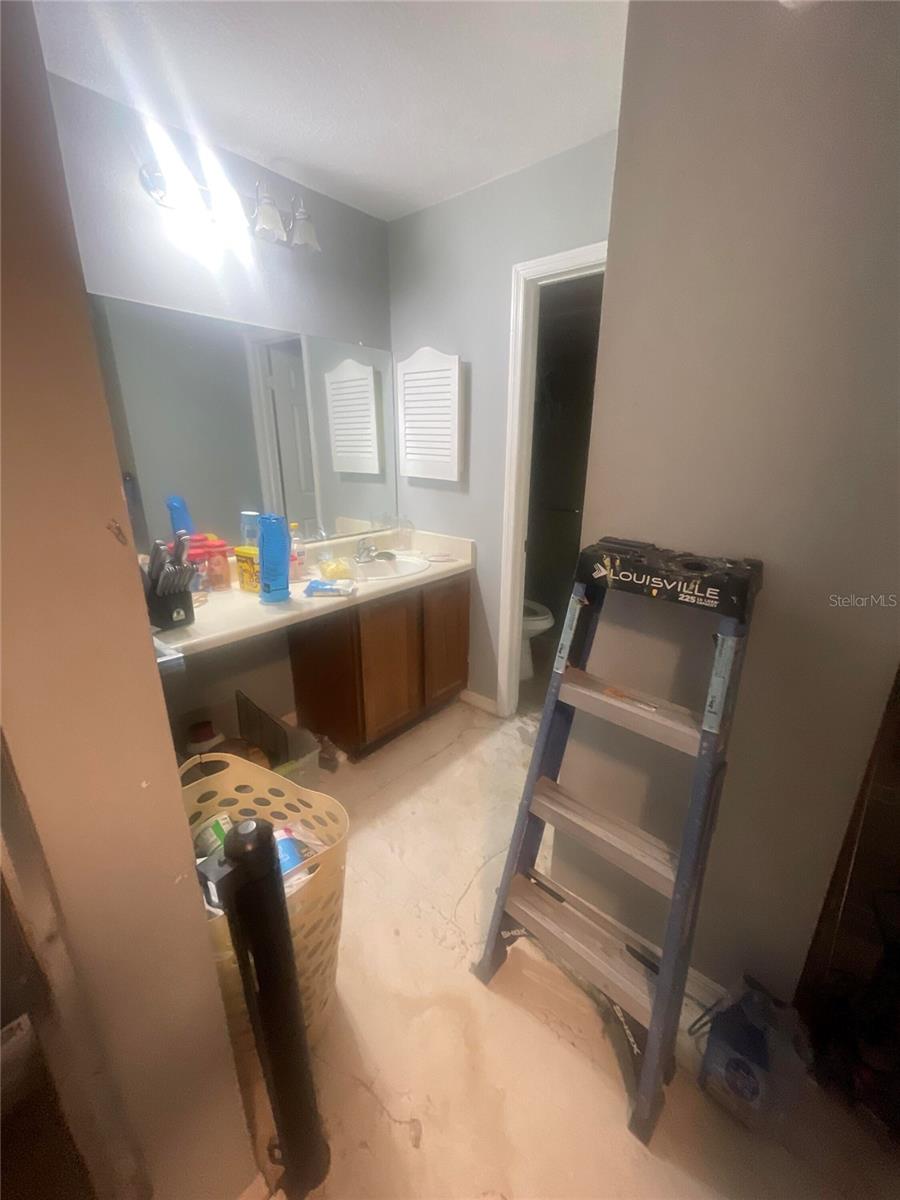 174 WATERFALL WAY #105