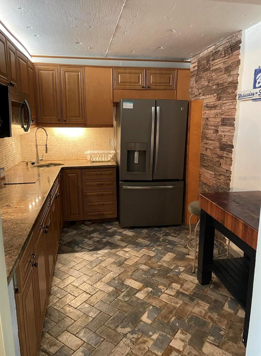 101 S GULFSTREAM AVE #10B