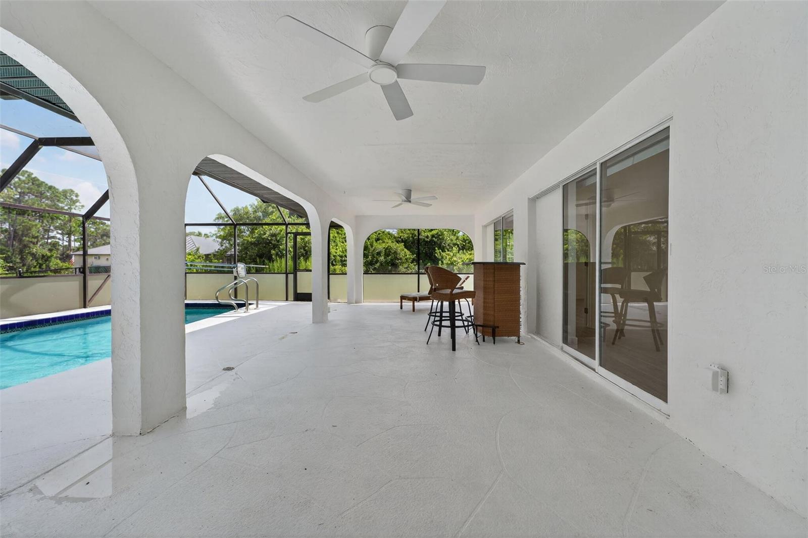 1112 CORNELIUS BLVD