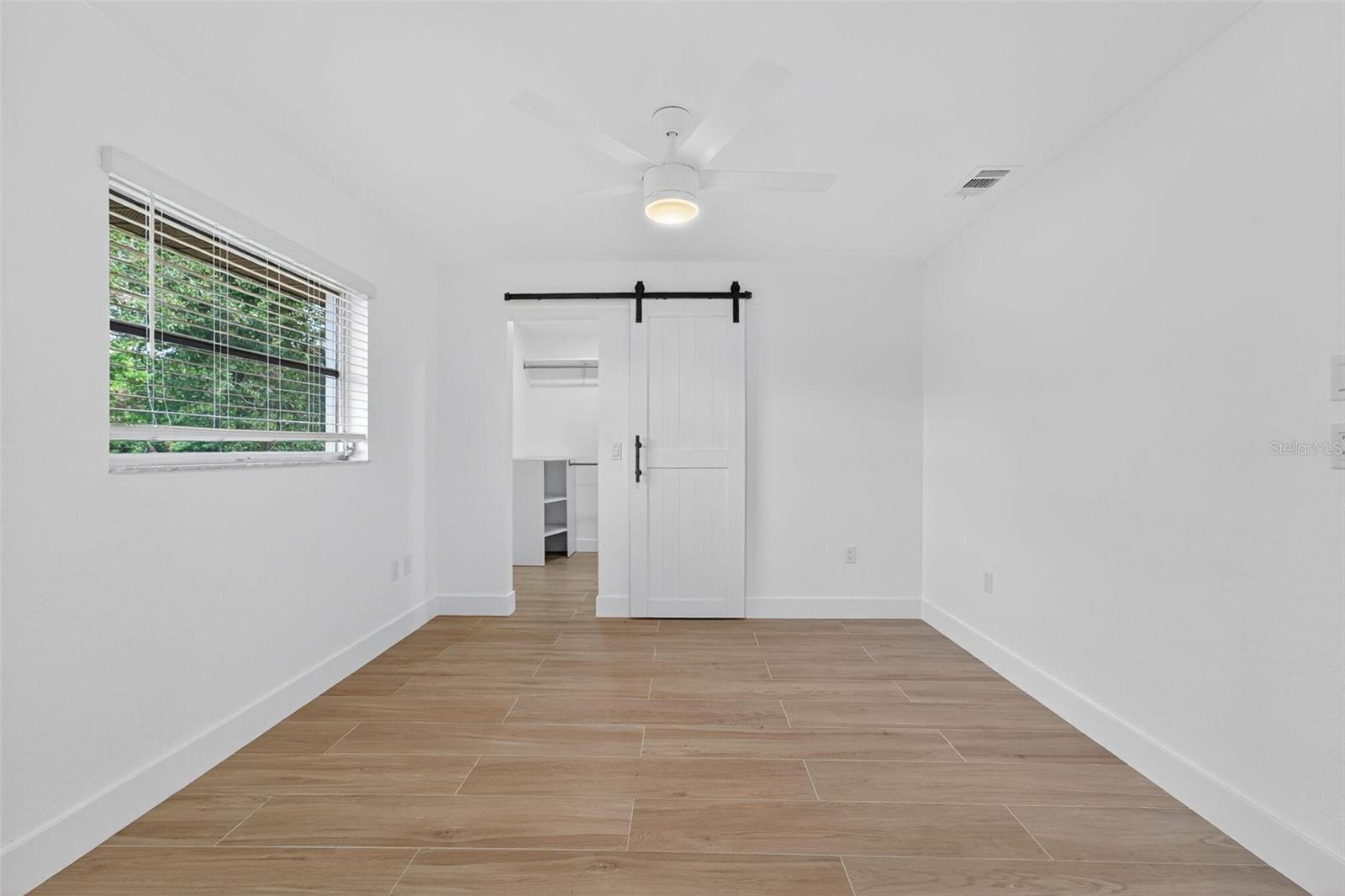 1112 CORNELIUS BLVD