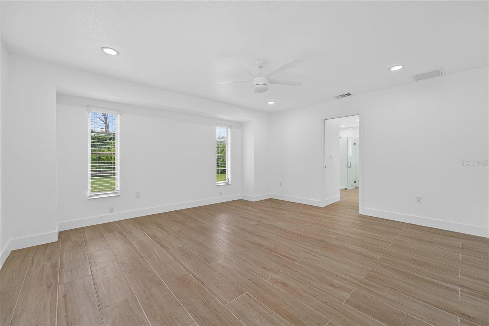 1112 CORNELIUS BLVD