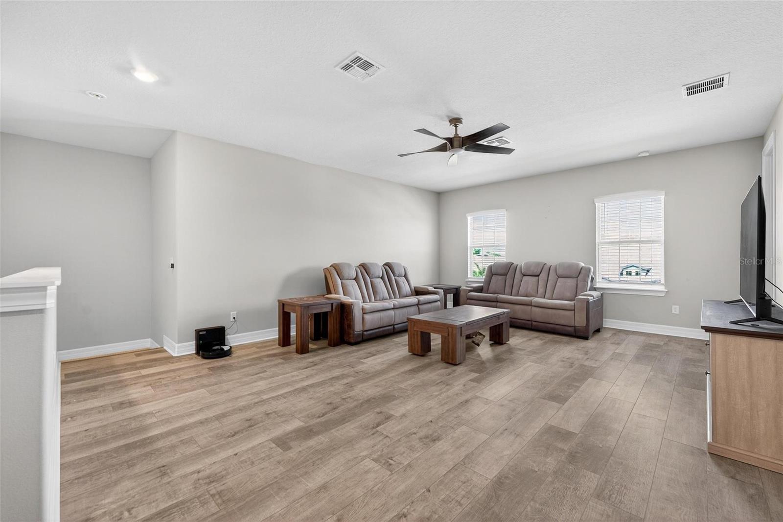 328 ISLAND SOUND CT