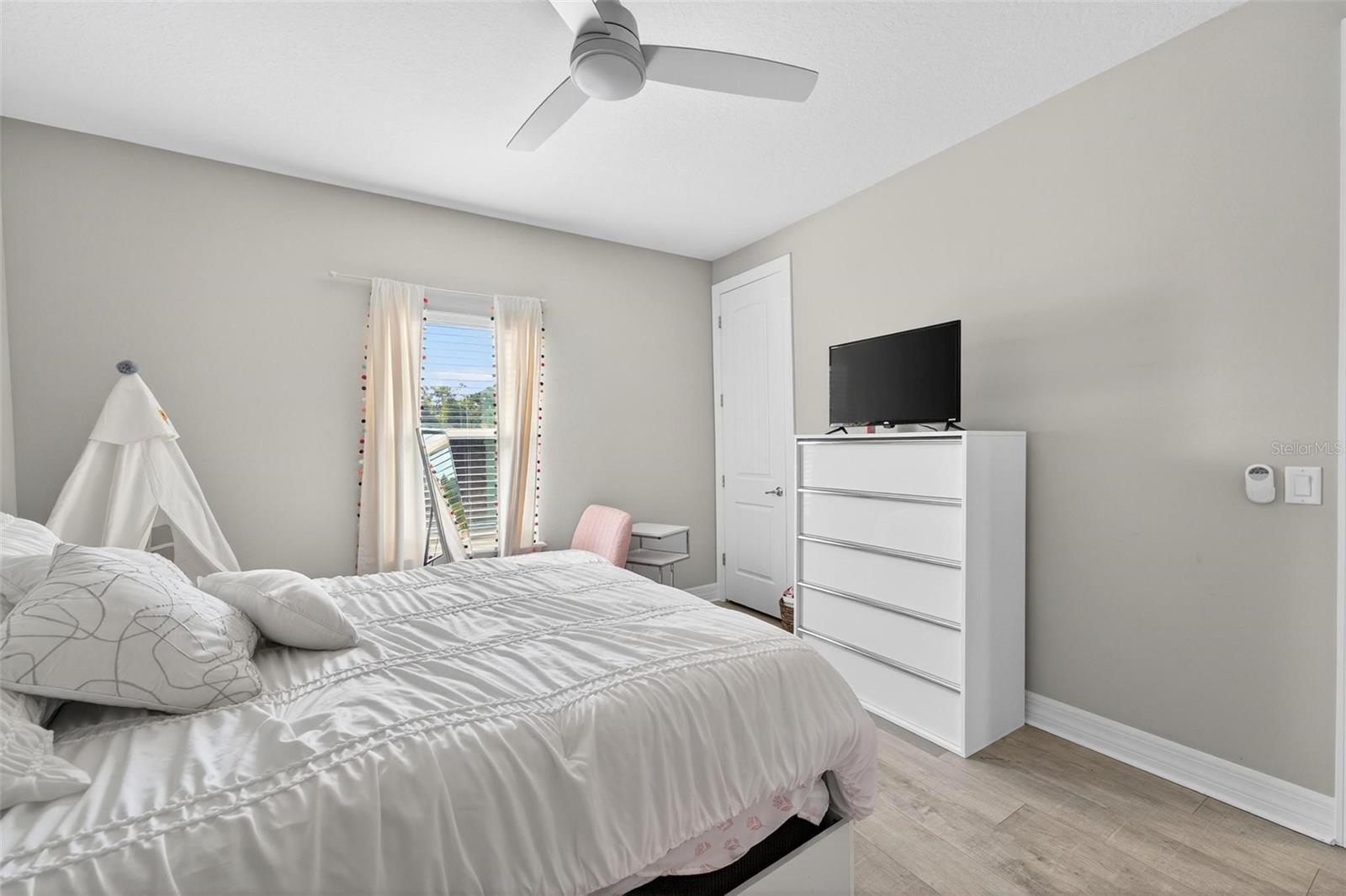 328 ISLAND SOUND CT