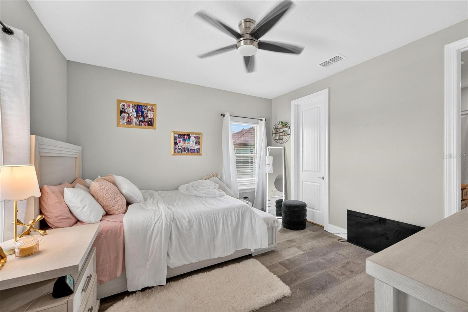 328 ISLAND SOUND CT