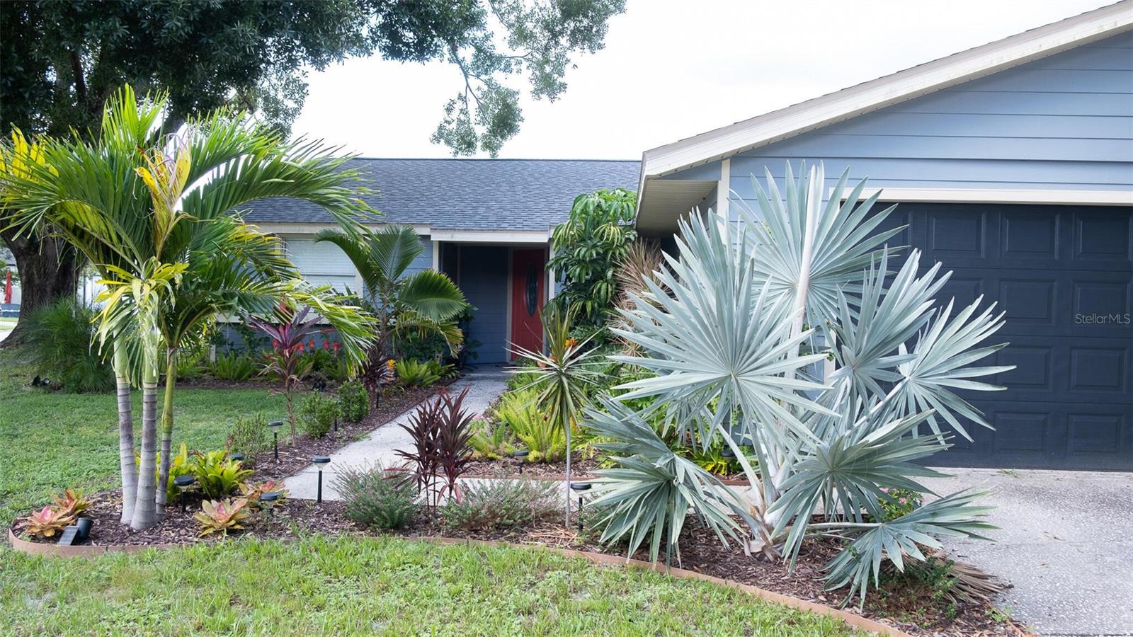 8041 BLUE FINCH WAY