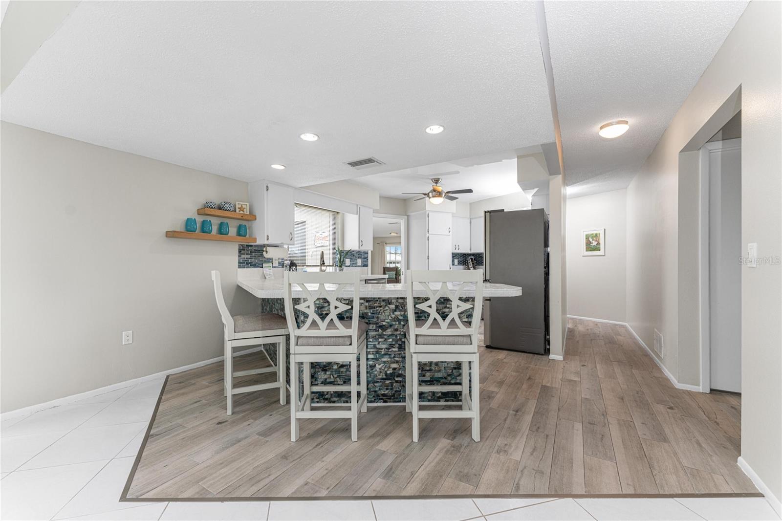 88 OAKLAND HILLS PL
