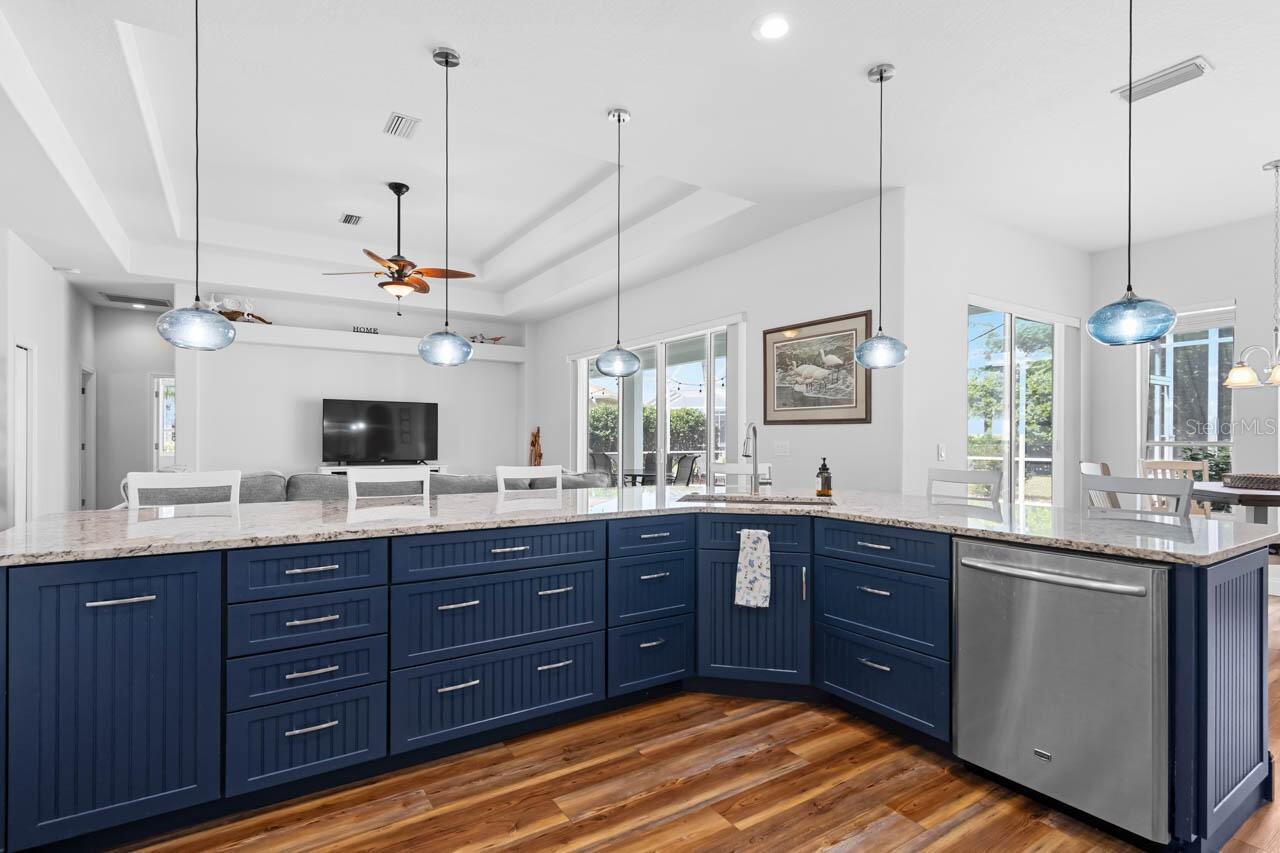 3607 GAVIOTA DR