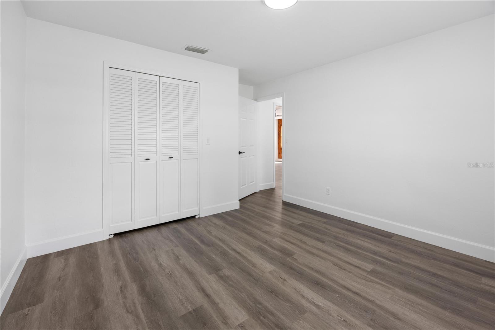 327 SE 50TH AVE