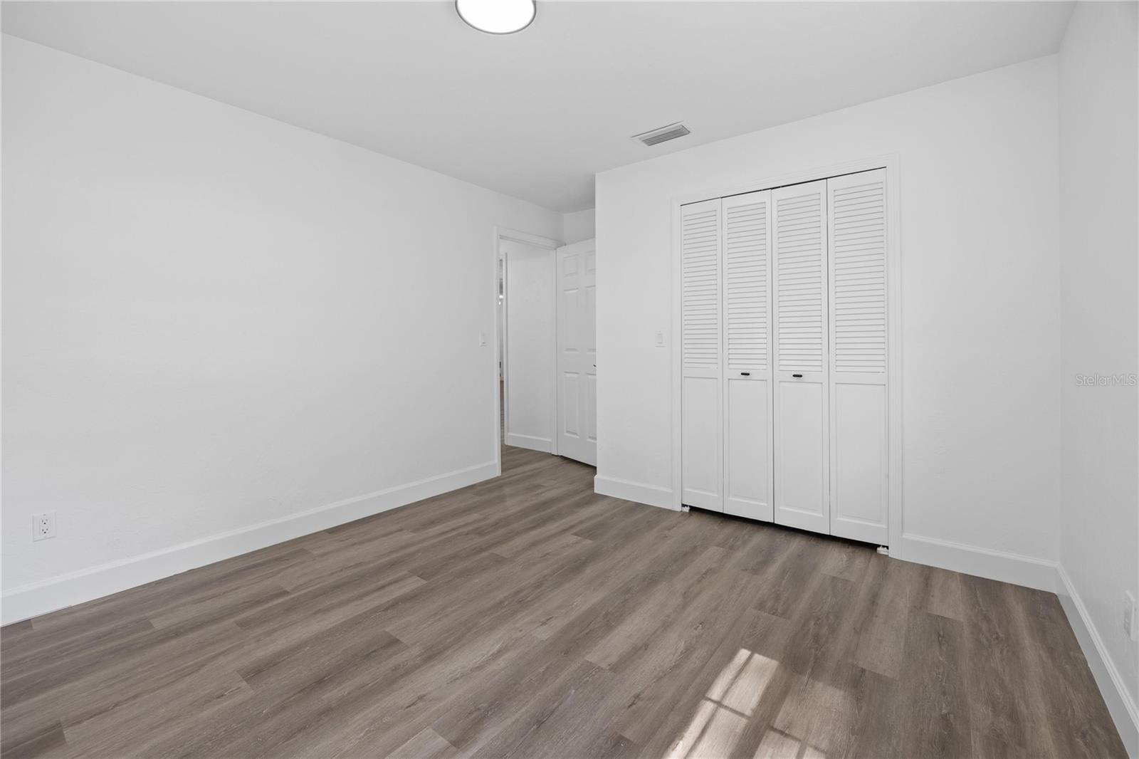 327 SE 50TH AVE