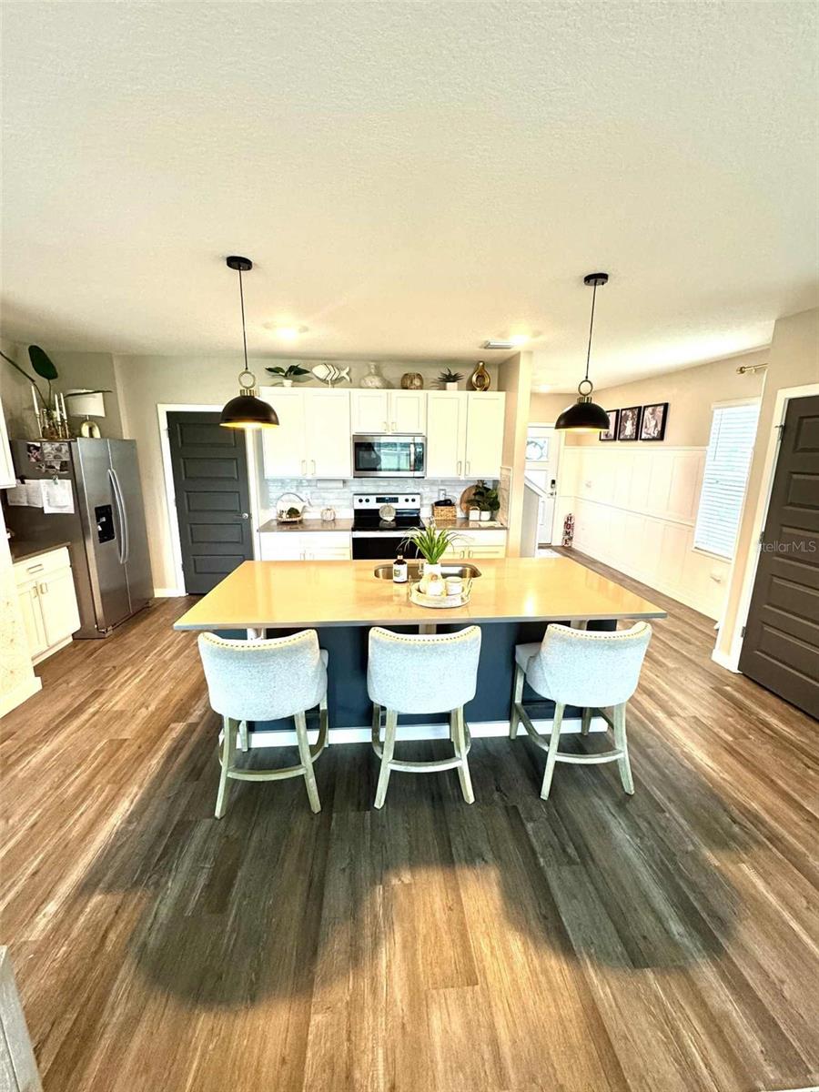 17023 BARNWOOD PL