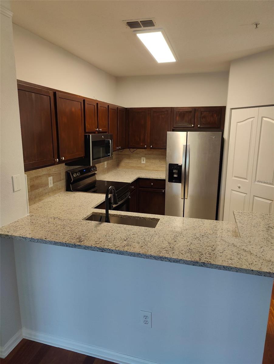 4207 S DALE MABRY HWY #11210