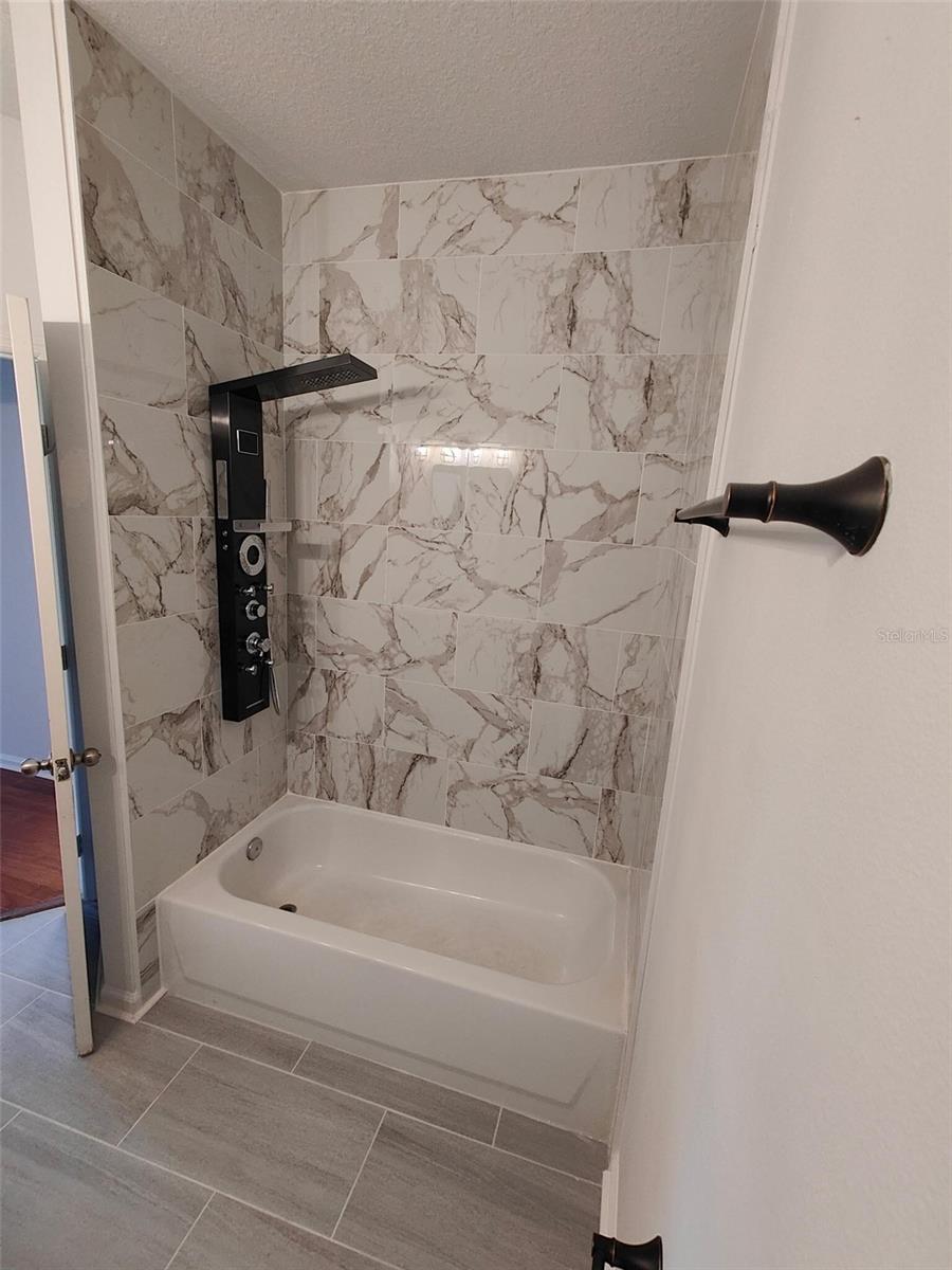 4207 S DALE MABRY HWY #11210