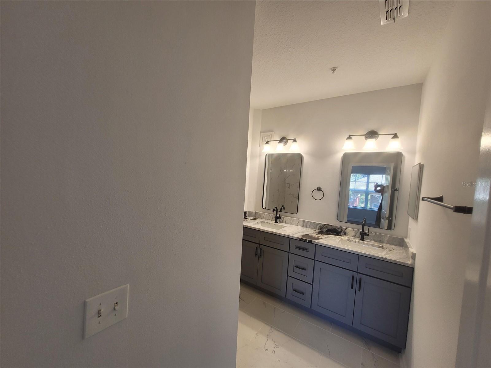 4207 S DALE MABRY HWY #11210