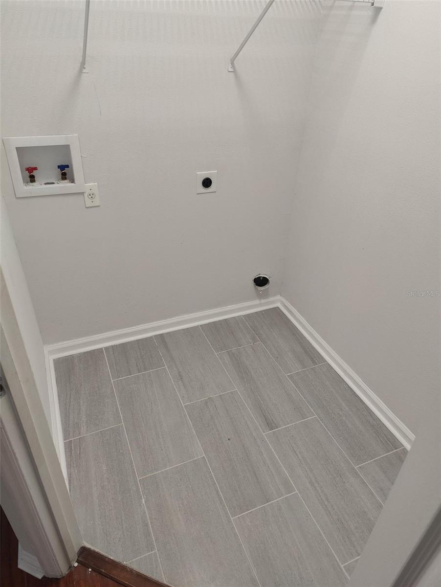 4207 S DALE MABRY HWY #11210