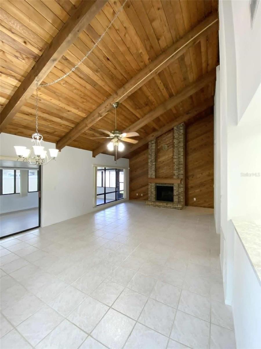 1108 DAPPLED ELM LN
