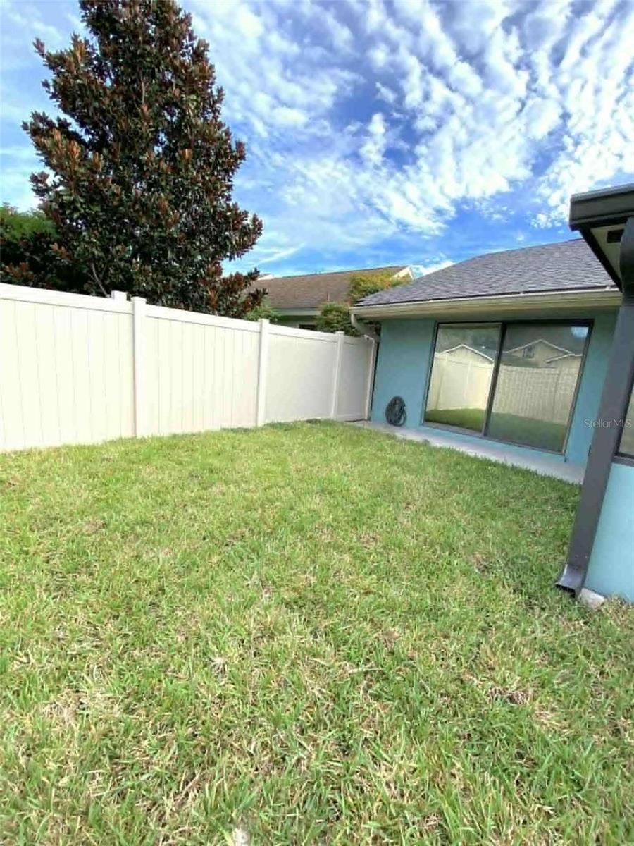 1108 DAPPLED ELM LN