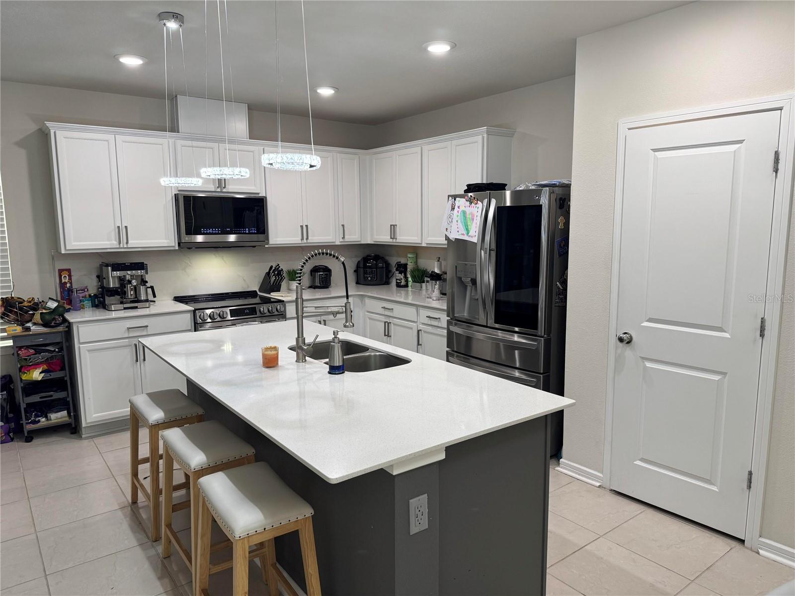 1877 SUMMER SERENITY DR