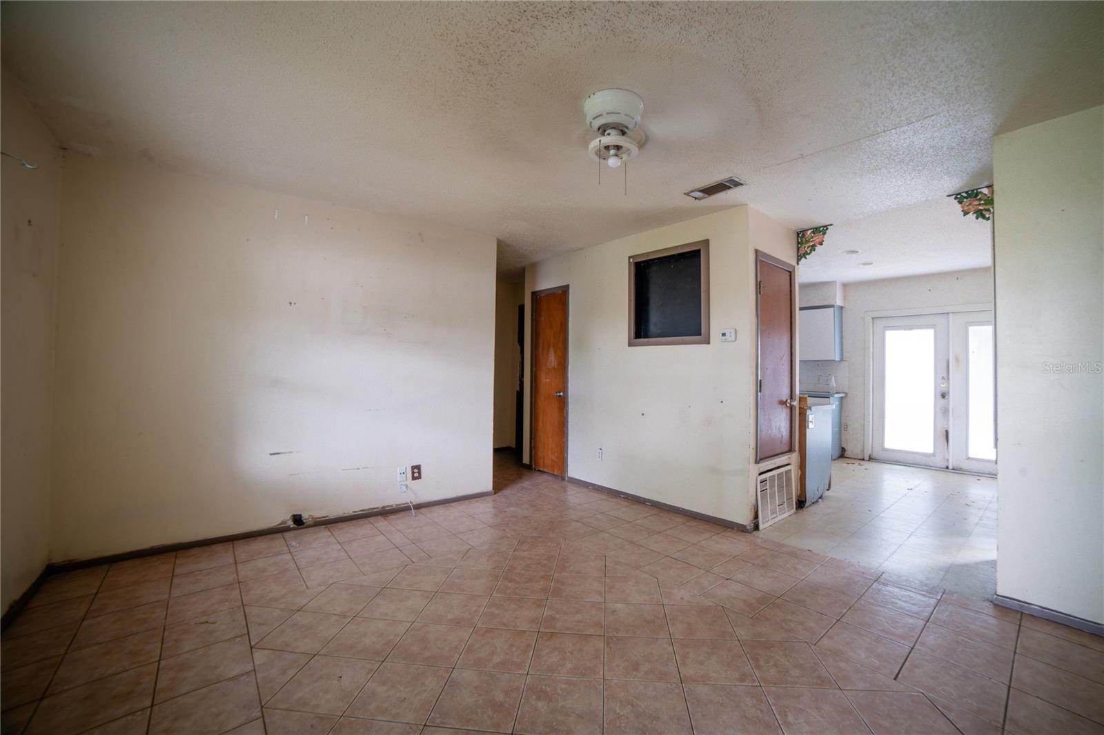 1605 BRADFORD RD