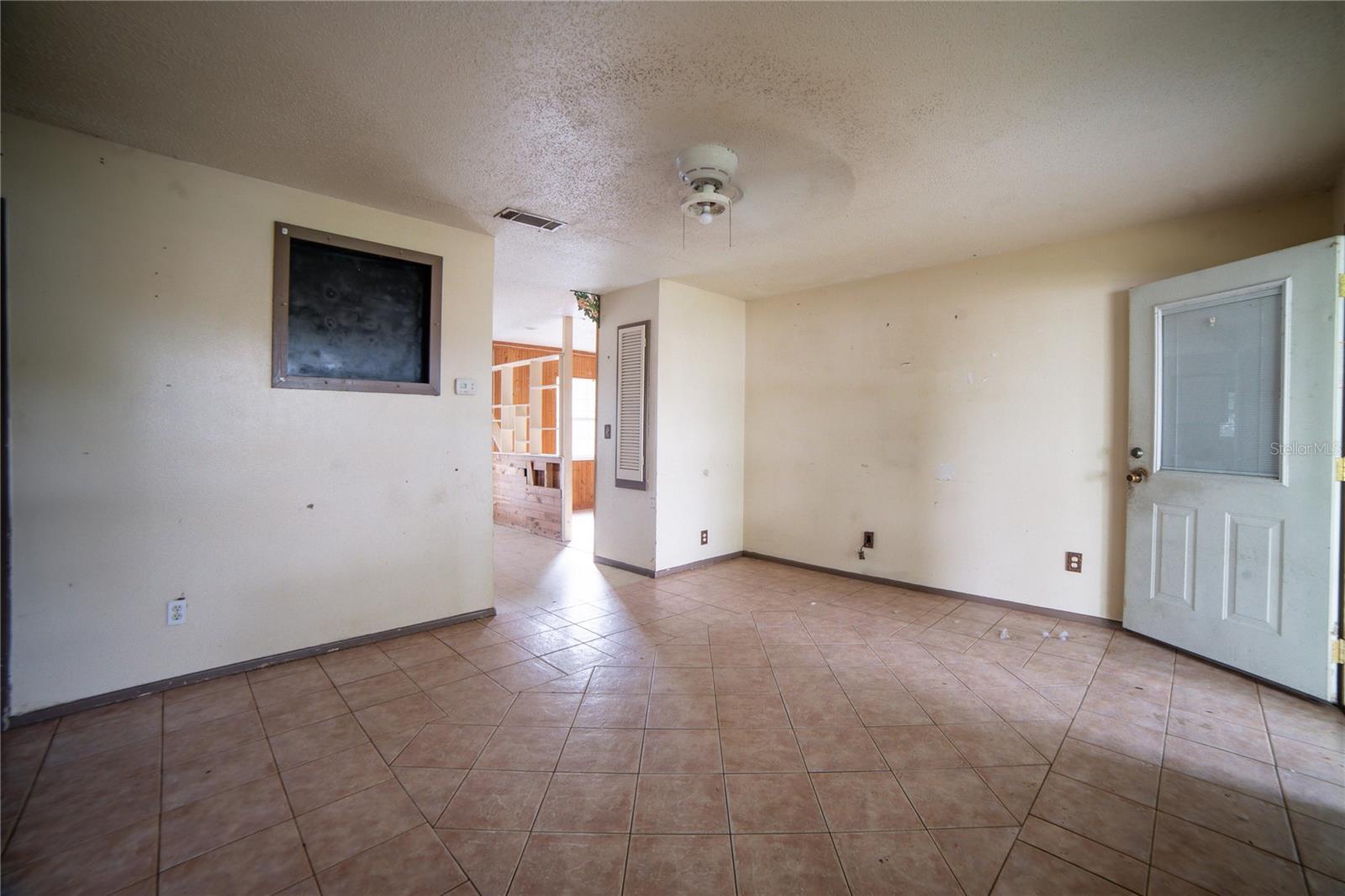 1605 BRADFORD RD