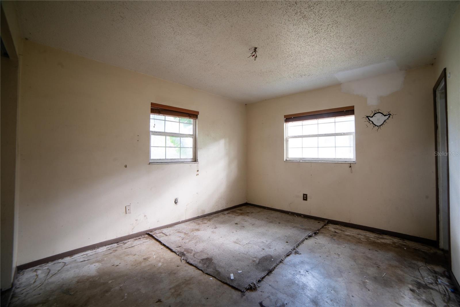 1605 BRADFORD RD