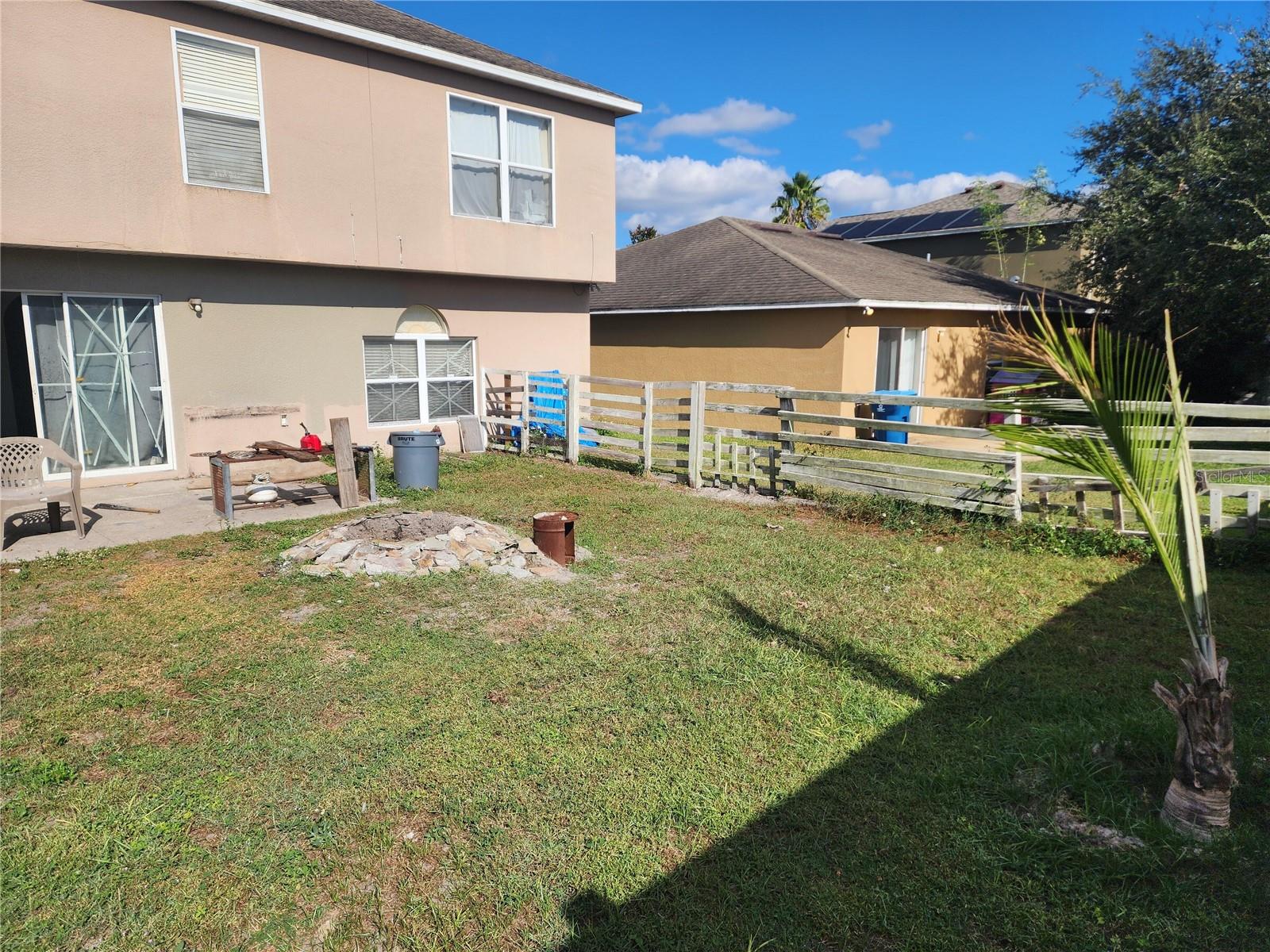 363 SQUIRES GROVE DR