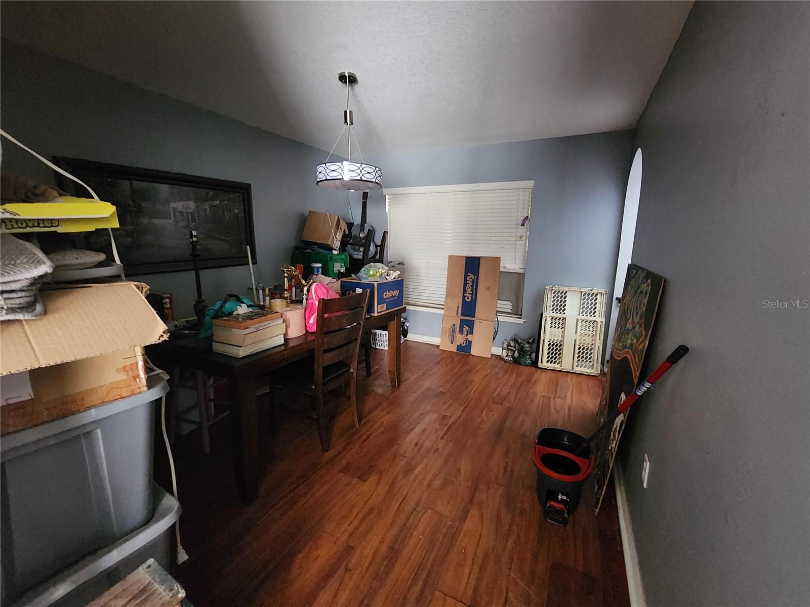 363 SQUIRES GROVE DR