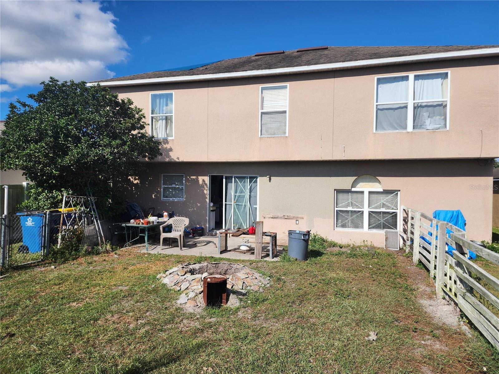 363 SQUIRES GROVE DR