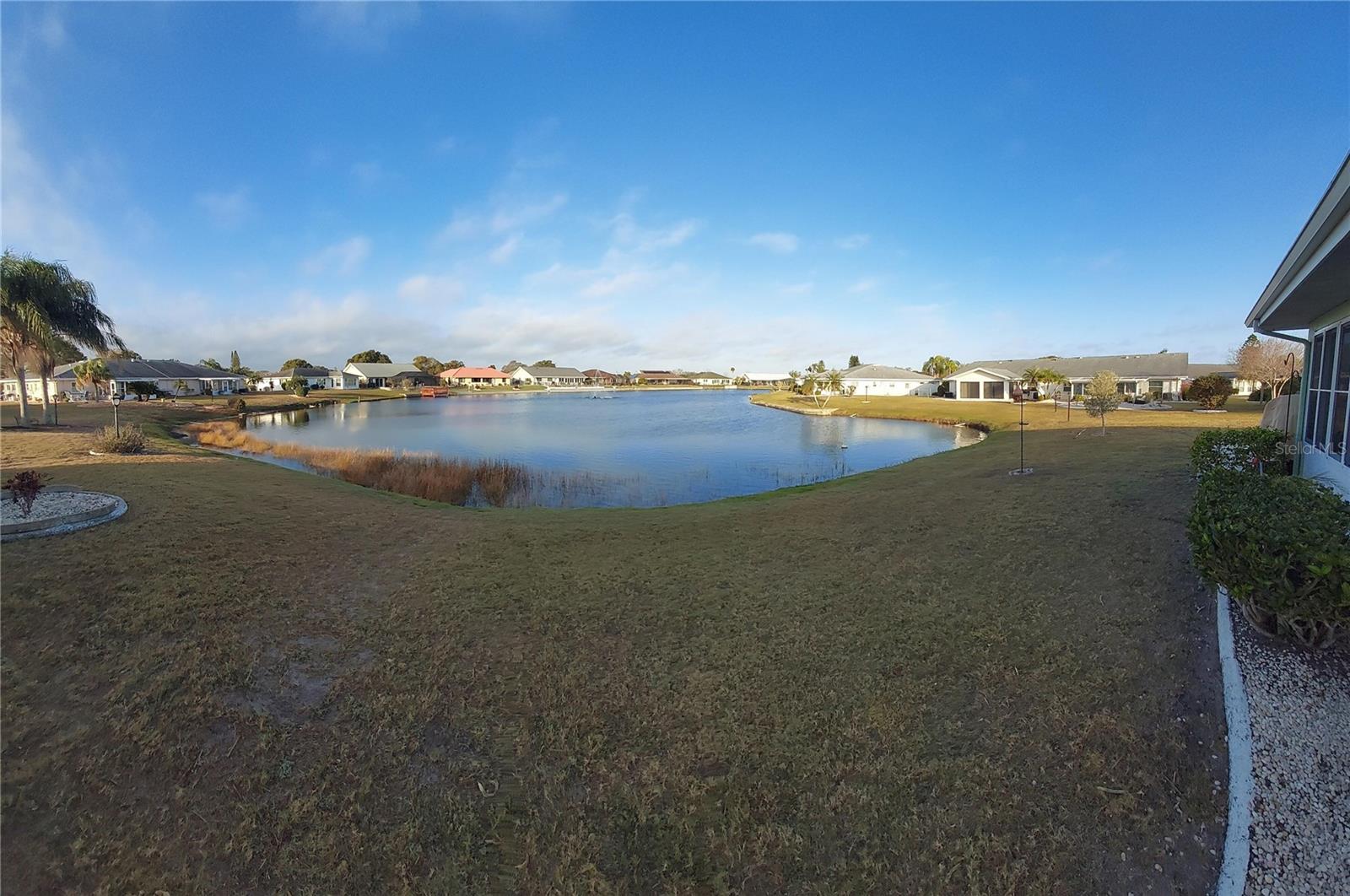 906 BLUEWATER DR