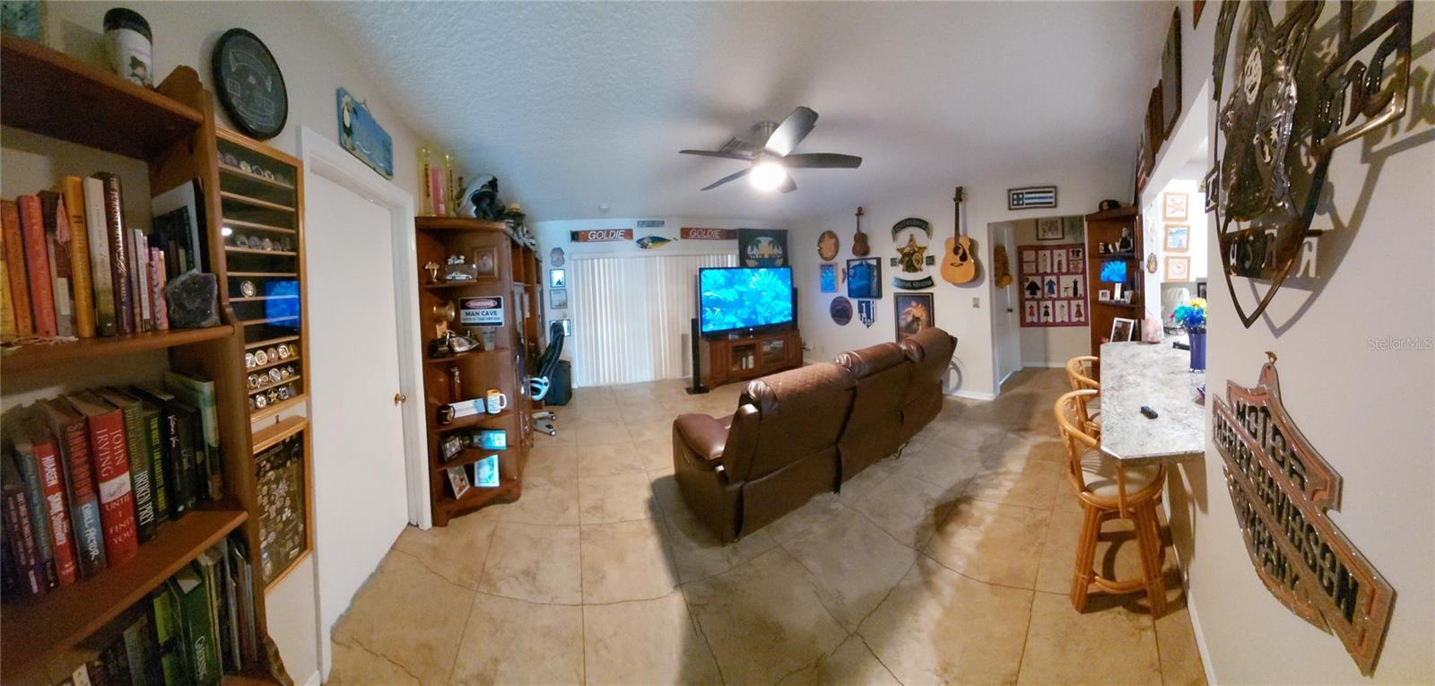 906 BLUEWATER DR