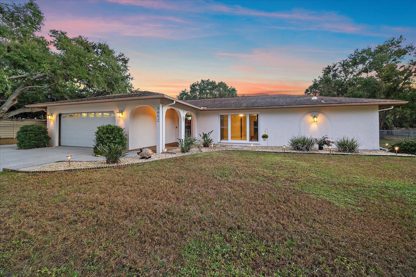 3652 OAK GROVE DR