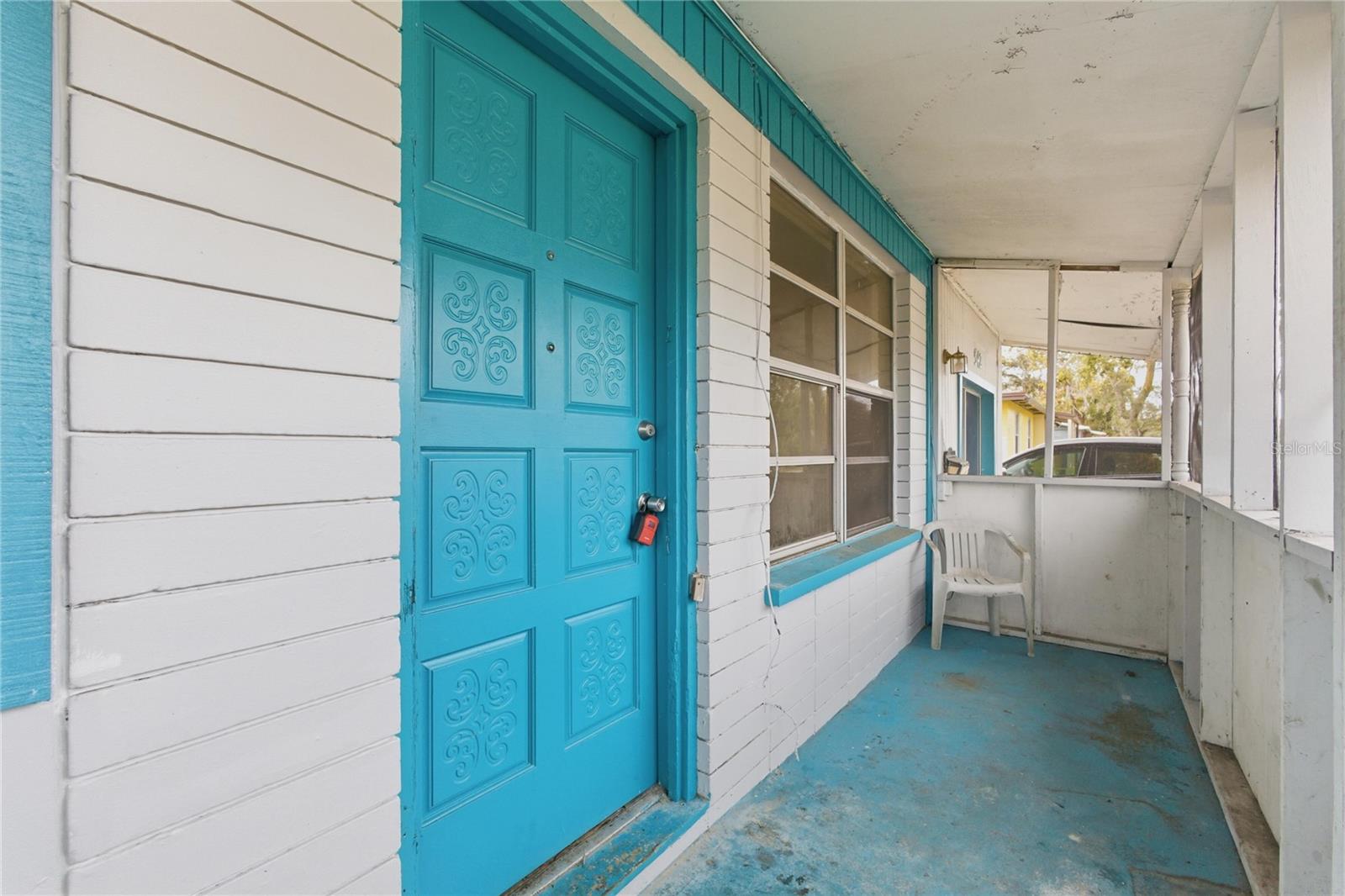 542 WHITE ST