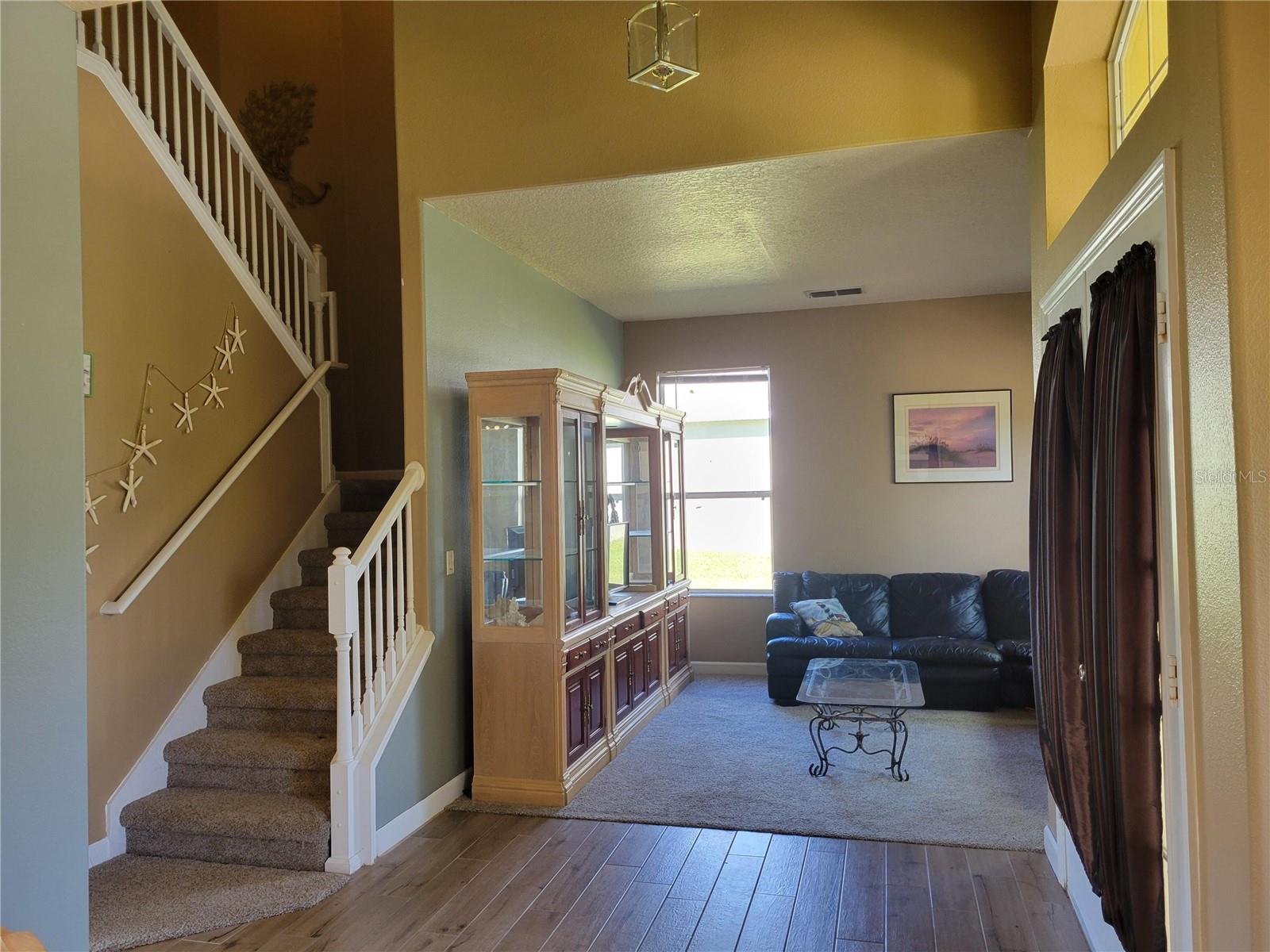 3145 TWISTED OAK LOOP