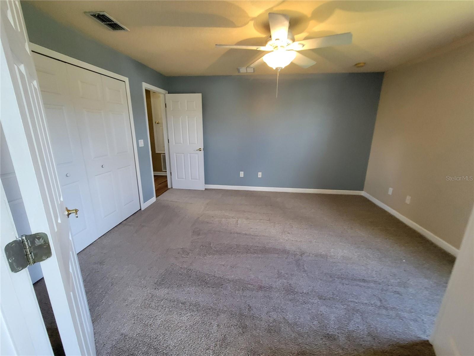 3145 TWISTED OAK LOOP
