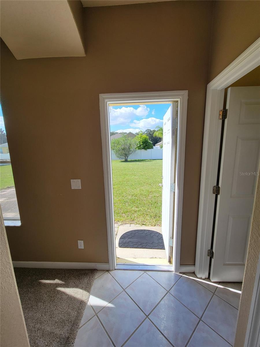3145 TWISTED OAK LOOP
