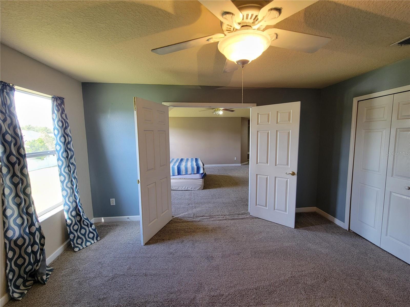 3145 TWISTED OAK LOOP