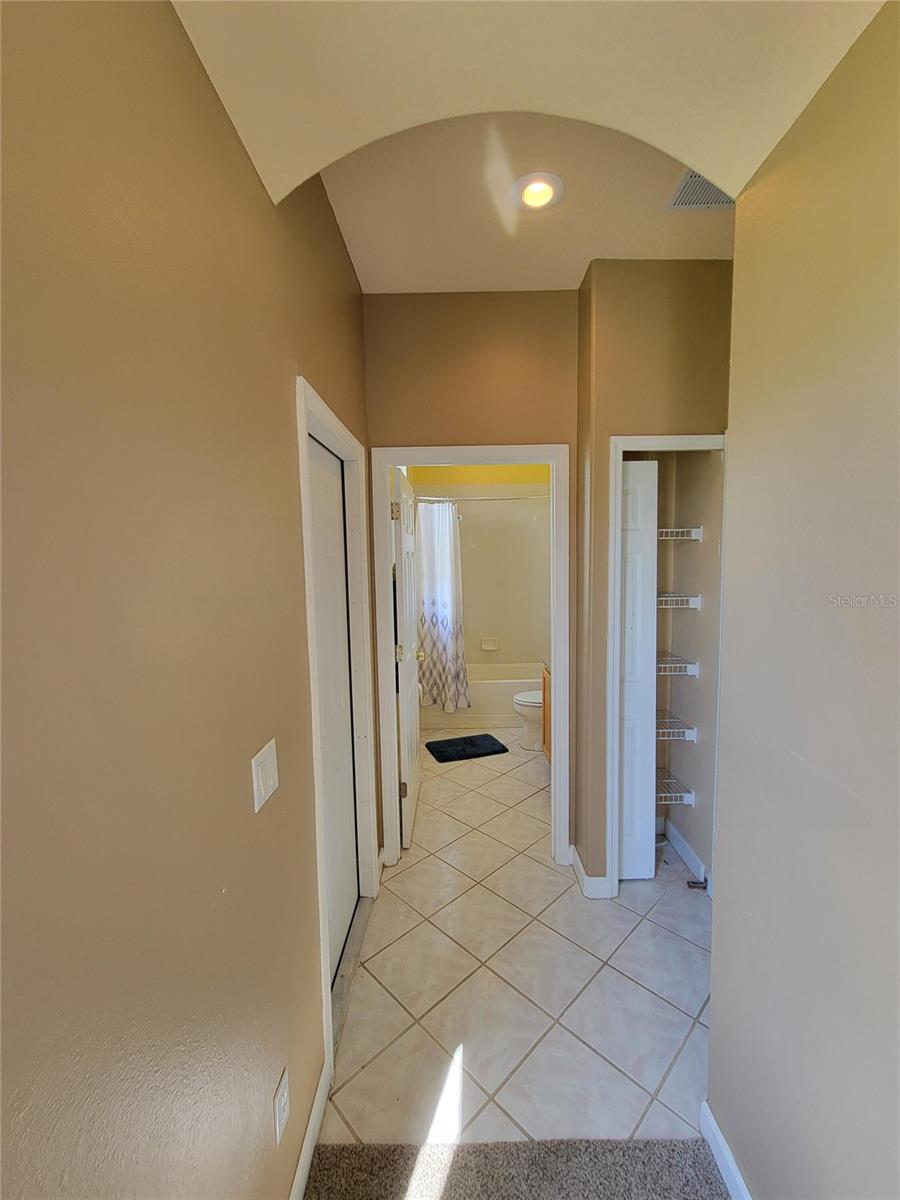 3145 TWISTED OAK LOOP