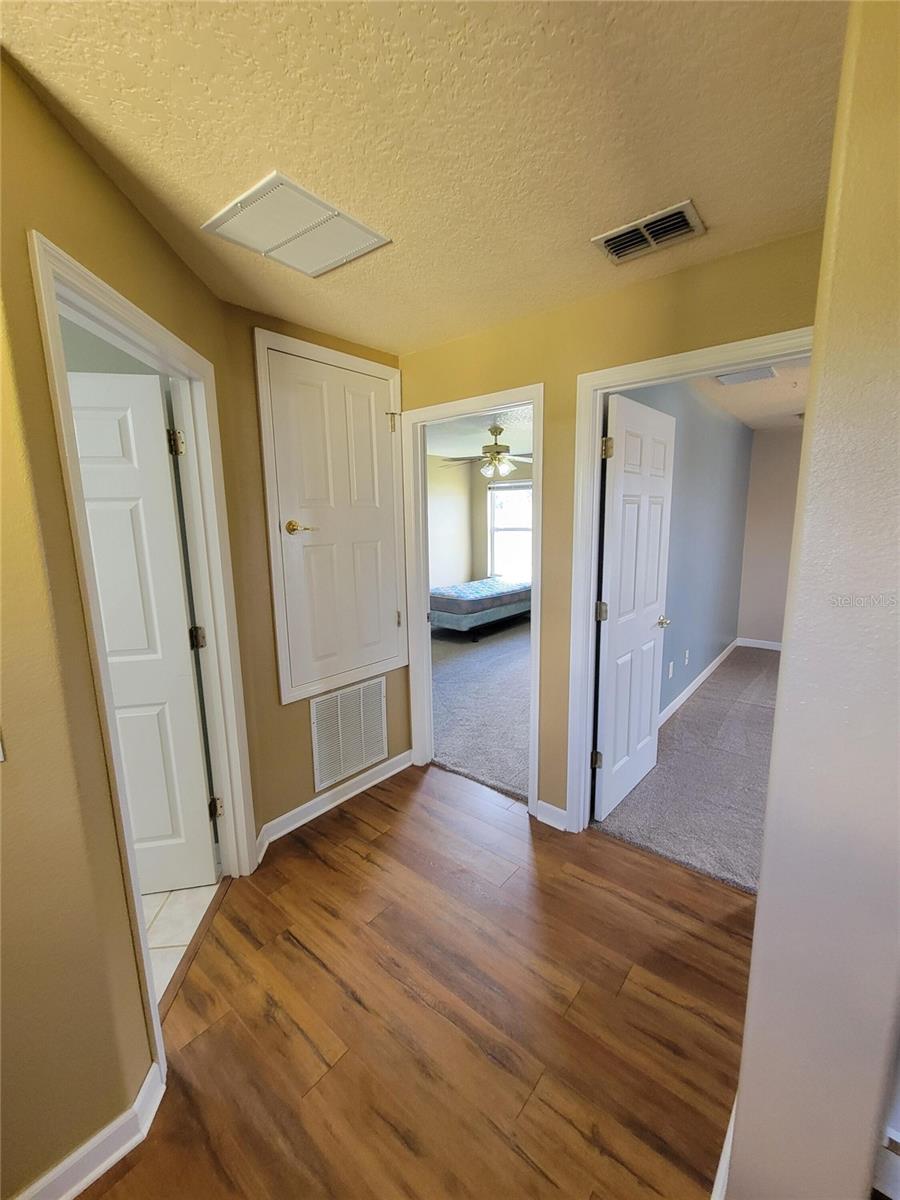 3145 TWISTED OAK LOOP