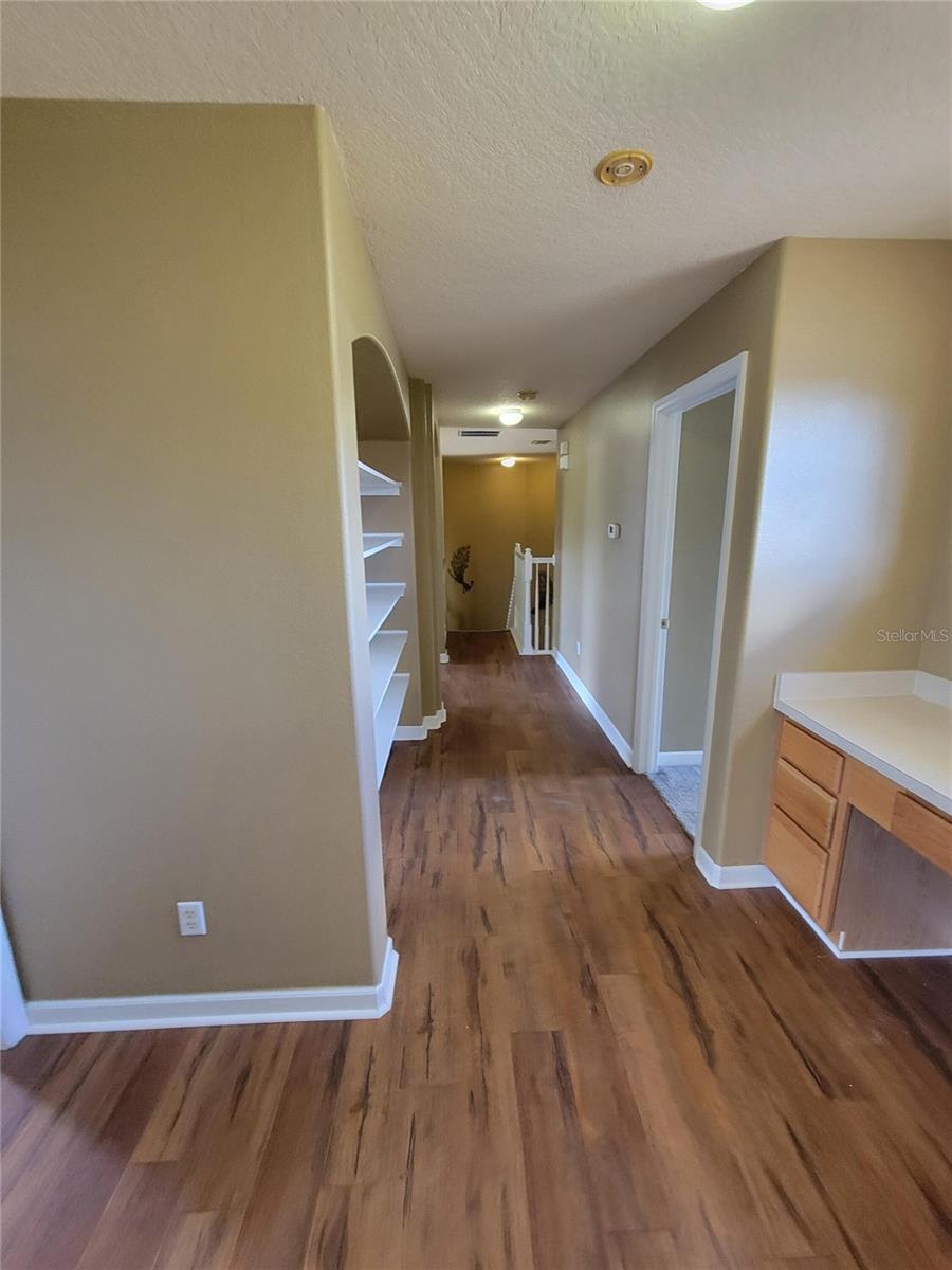 3145 TWISTED OAK LOOP