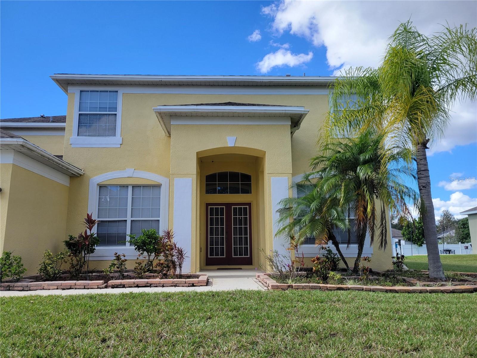 3145 TWISTED OAK LOOP