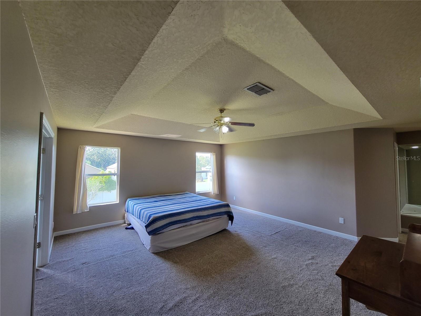 3145 TWISTED OAK LOOP