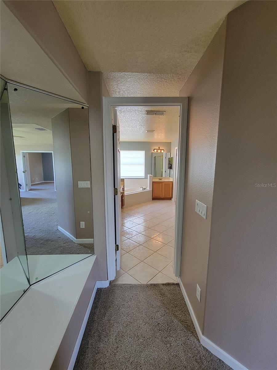 3145 TWISTED OAK LOOP