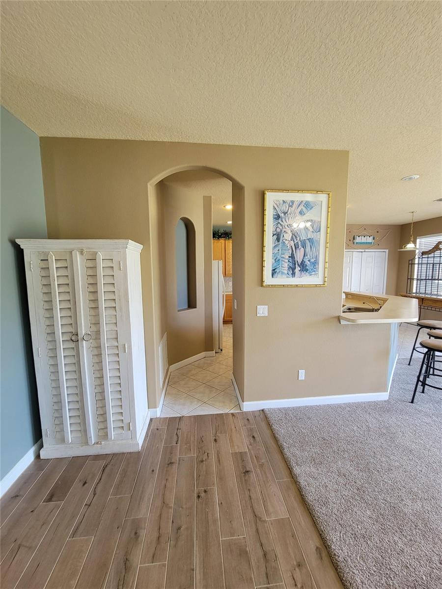 3145 TWISTED OAK LOOP