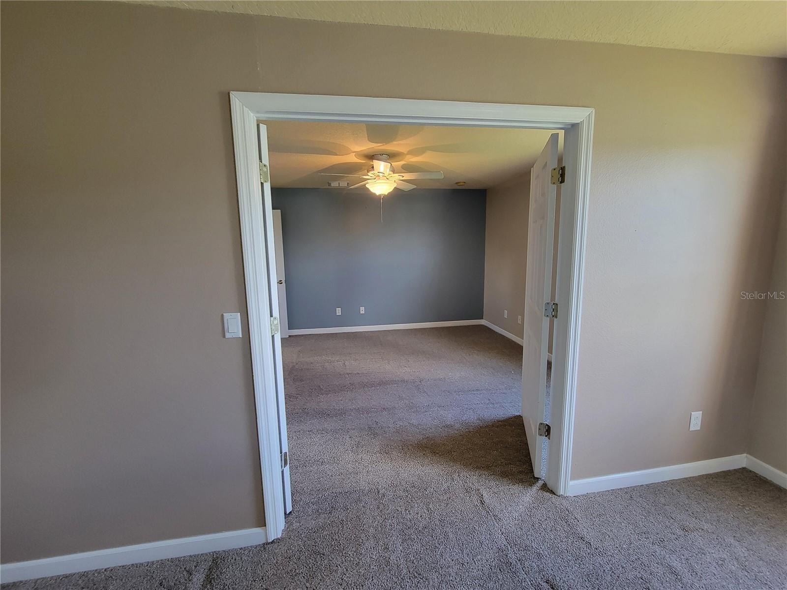 3145 TWISTED OAK LOOP