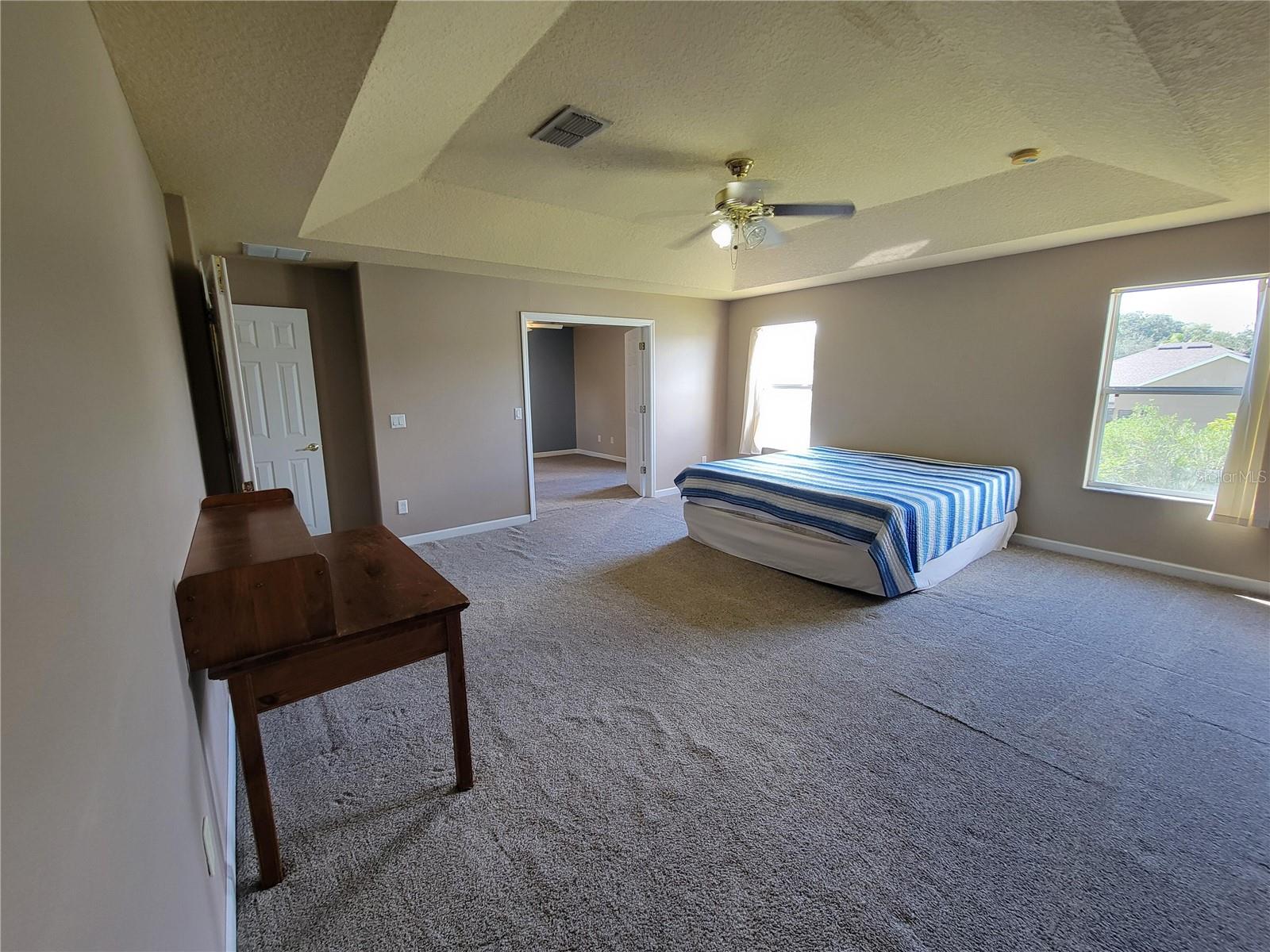 3145 TWISTED OAK LOOP