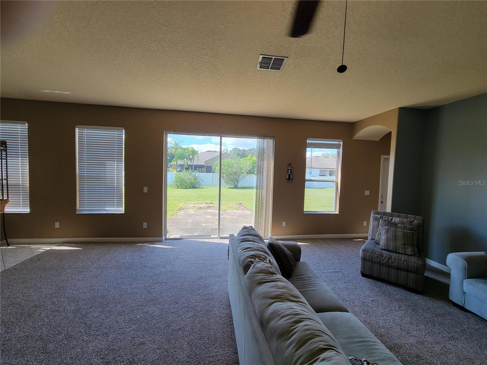 3145 TWISTED OAK LOOP
