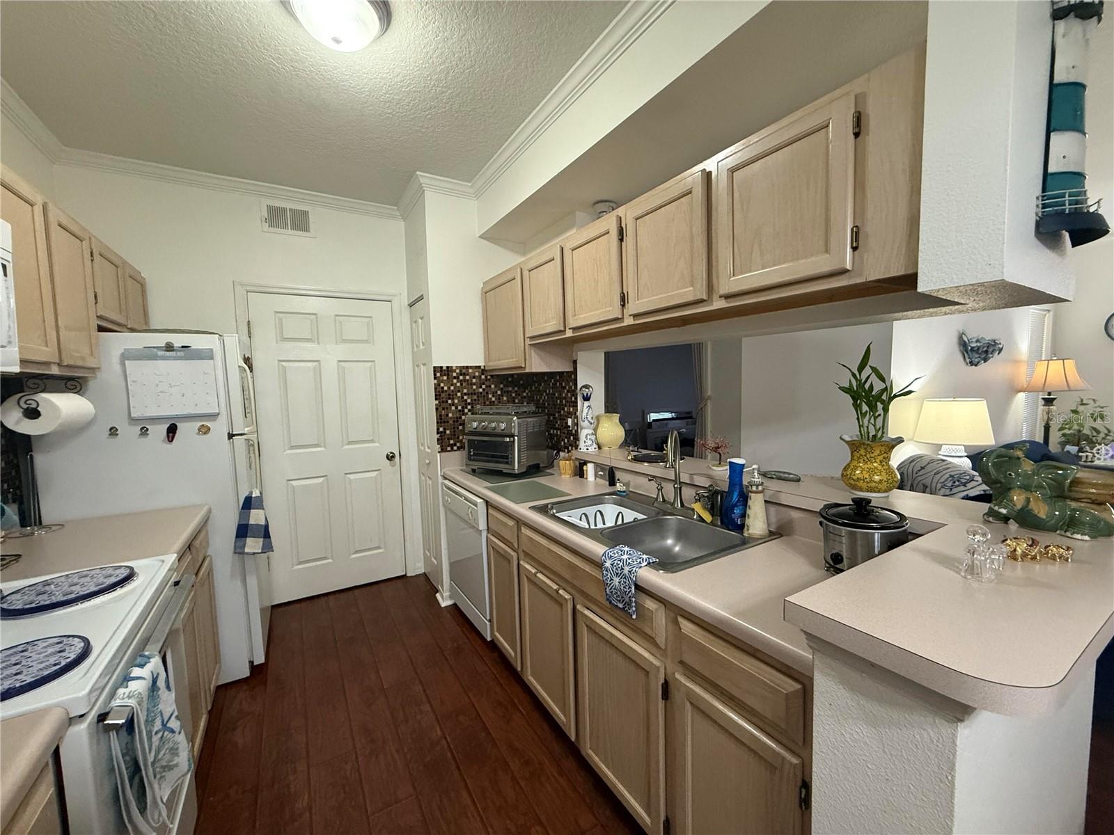 5602 PINNACLE HEIGHTS CIR #312