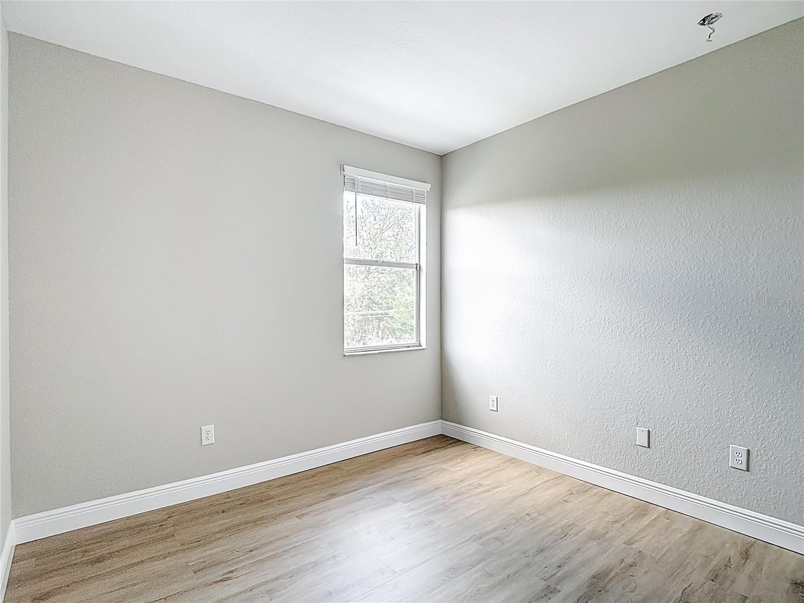 1206 SUMMERGATE DR