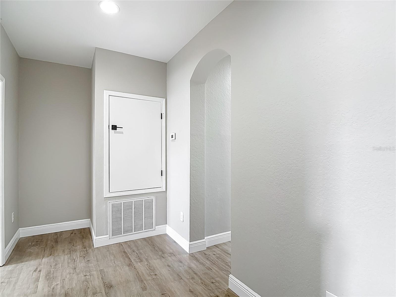 1206 SUMMERGATE DR