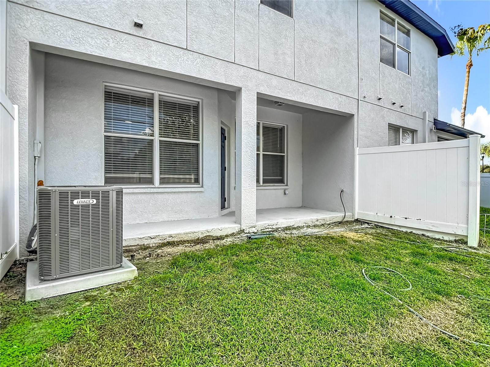 1206 SUMMERGATE DR