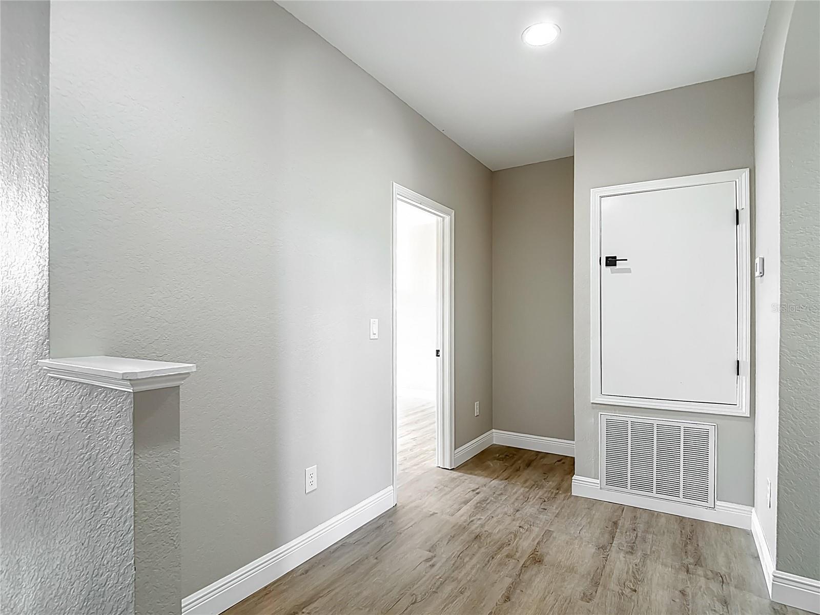 1206 SUMMERGATE DR